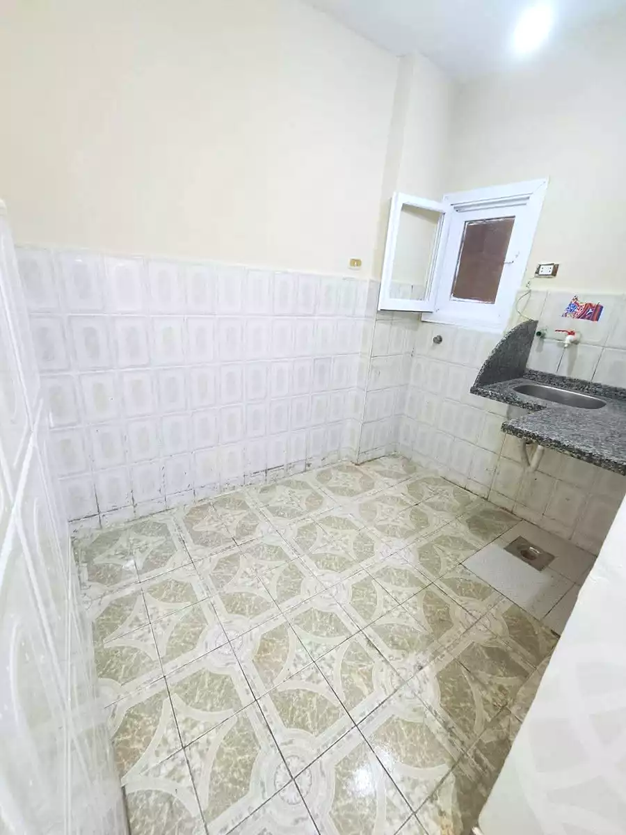 https://aqarmap.com.eg/en/listing/7228725-for-sale-alexandria-bahray-el-anfoshy-sidi-abou-el-abbas-st