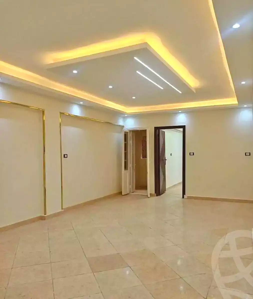 https://aqarmap.com.eg/ar/listing/7229053-for-sale-alexandria-al-agamy-el-hanouvel-radwan-st