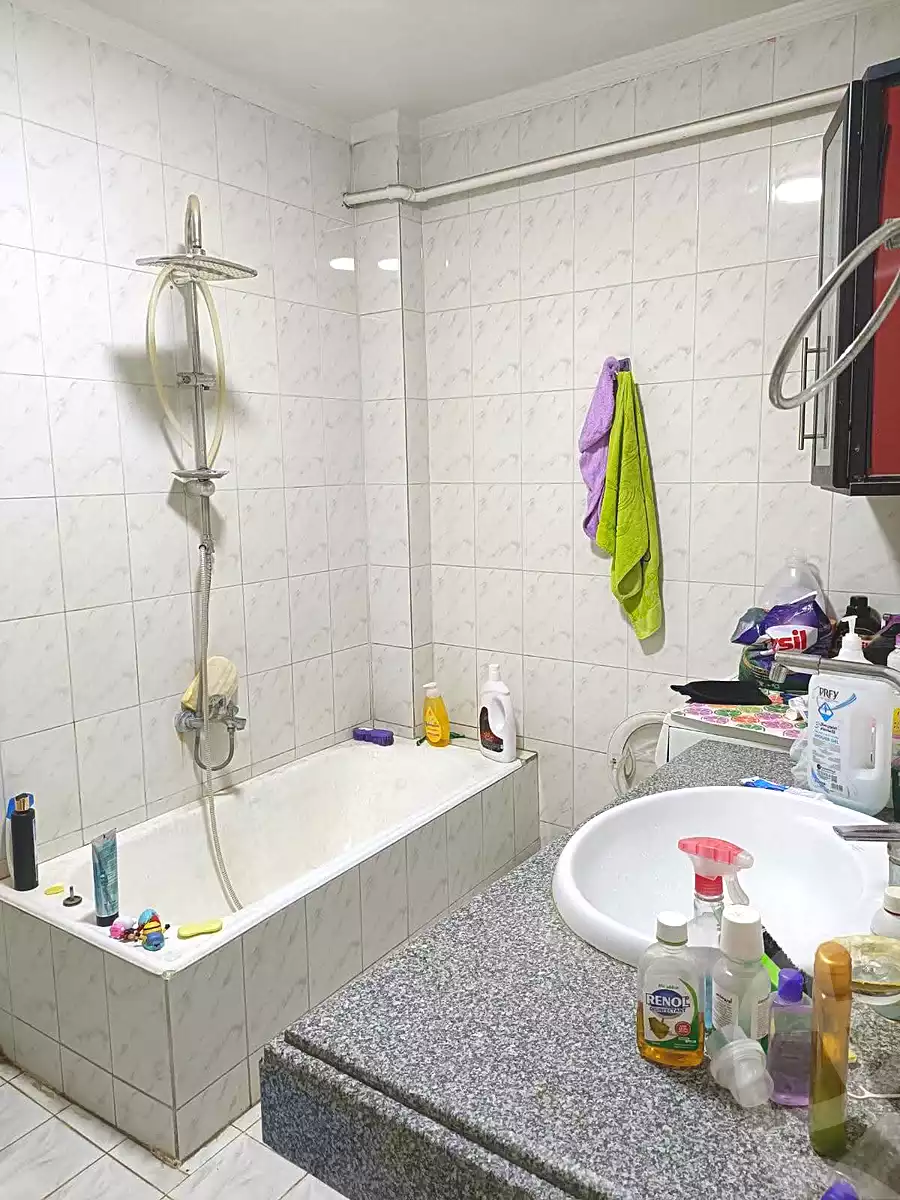 https://aqarmap.com.eg/ar/listing/7229185-for-sale-cairo-ain-shams-ahmed-esmat-st