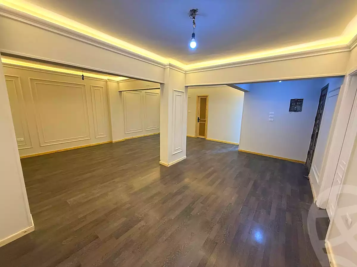 https://aqarmap.com.eg/en/listing/7229542-for-sale-cairo-helwan-azam-mosque-st