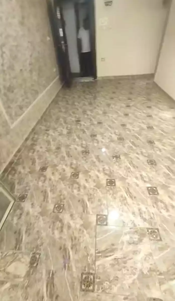 https://aqarmap.com.eg/ar/listing/7229550-for-rent-alexandria-new-miami-eskot