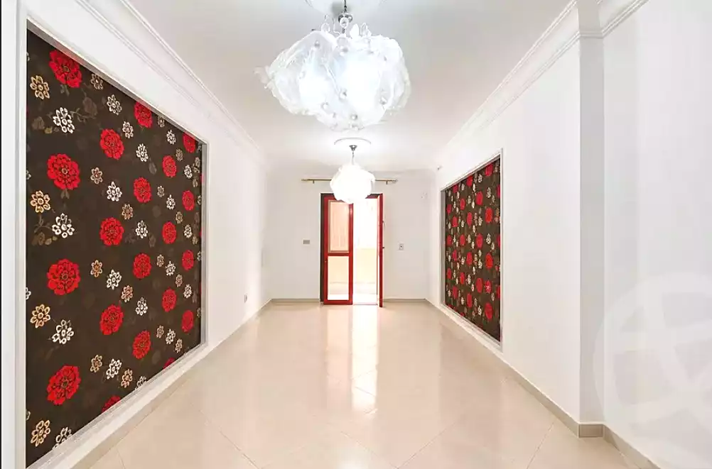 https://aqarmap.com.eg/ar/listing/7229899-for-sale-alexandria-sydy-bshr-sydy-bshr-bhry-shr-khld-bn-lwlyd