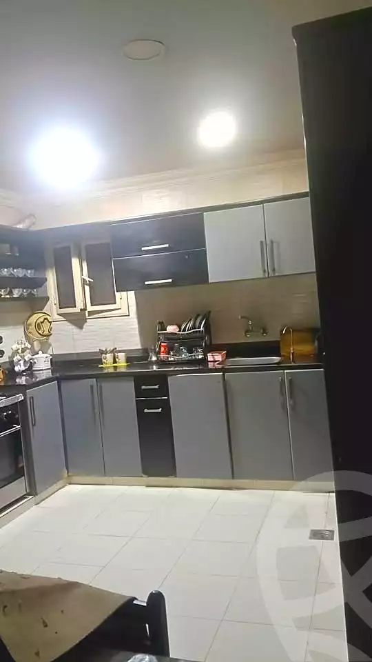 https://aqarmap.com.eg/ar/listing/7229620-for-sale-cairo-helwan-helwan-el-sharkeya-omar-ibn-abd-el-aziz-st