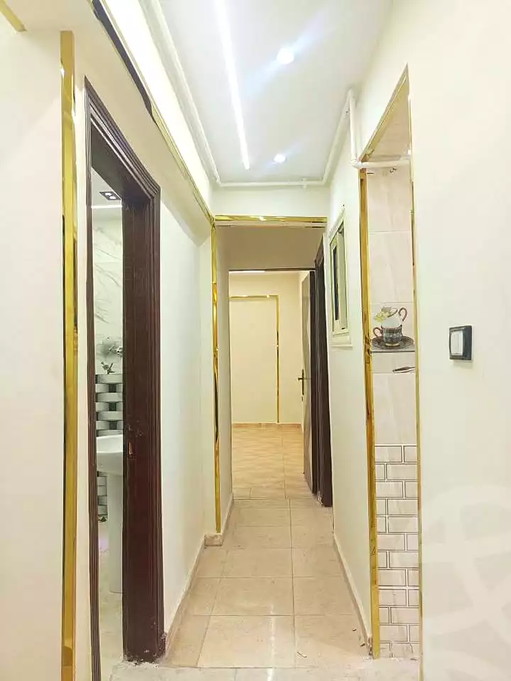 https://aqarmap.com.eg/en/listing/7230206-for-sale-alexandria-al-agamy-el-hanouvel-radwan-st