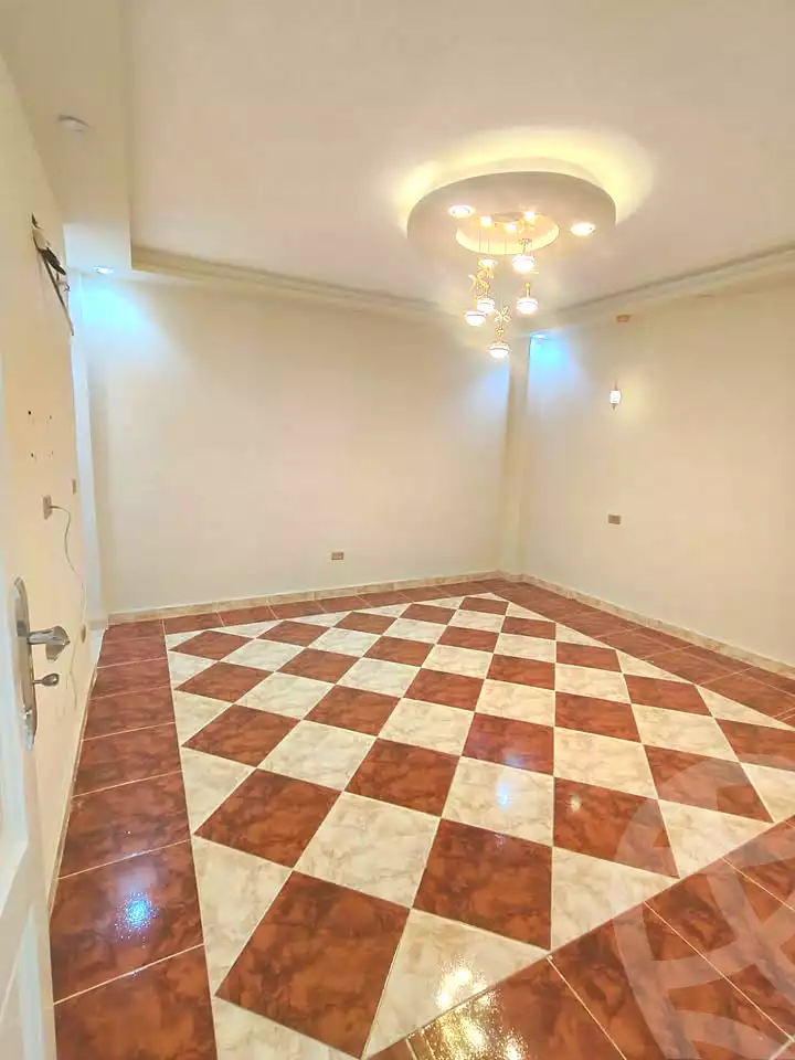 https://aqarmap.com.eg/ar/listing/7230364-for-sale-alexandria-miami-el-sebaey-st
