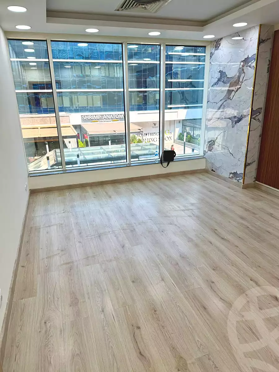 https://aqarmap.com.eg/ar/listing/7230473-for-rent-cairo-new-cairo-compounds-tryfywm-skwyr-mwl-nm-llttwyr