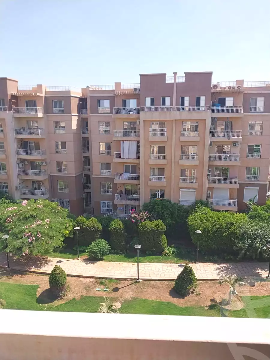 https://aqarmap.com.eg/ar/listing/7230369-for-sale-cairo-new-cairo-madinaty-eleventh-zone-buildings-group-114