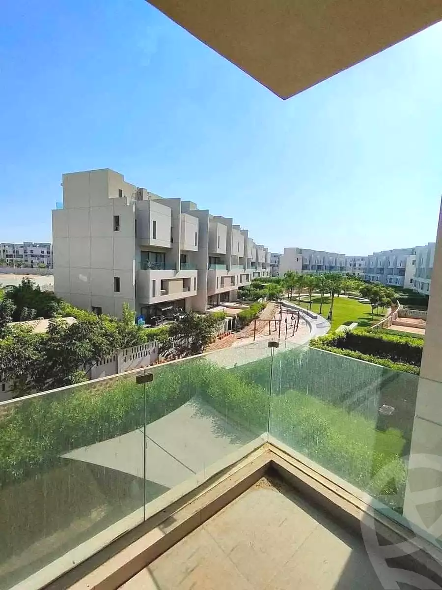 https://aqarmap.com.eg/ar/listing/7231227-for-sale-cairo-el-shorouk-compounds-al-burouj-compound-imkan