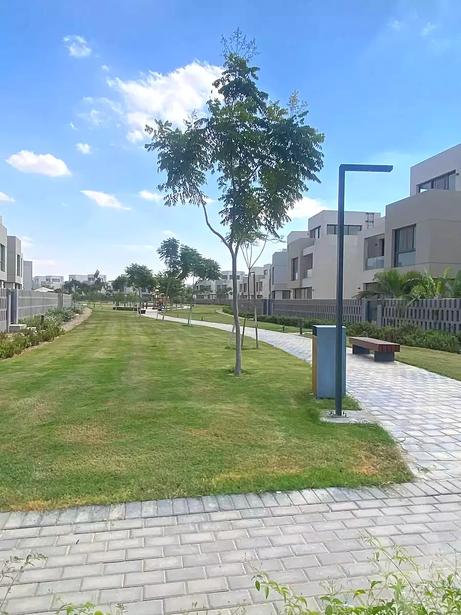 https://aqarmap.com.eg/ar/listing/7231227-for-sale-cairo-el-shorouk-compounds-al-burouj-compound-imkan