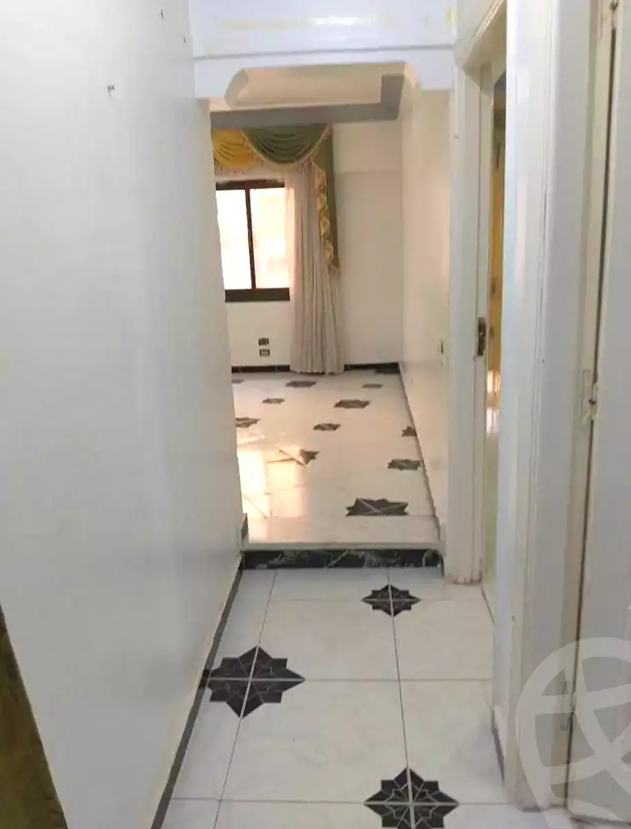 https://aqarmap.com.eg/ar/listing/7231390-for-sale-alexandria-al-agamy-el-hanouvel-abo-el-shawareb-st