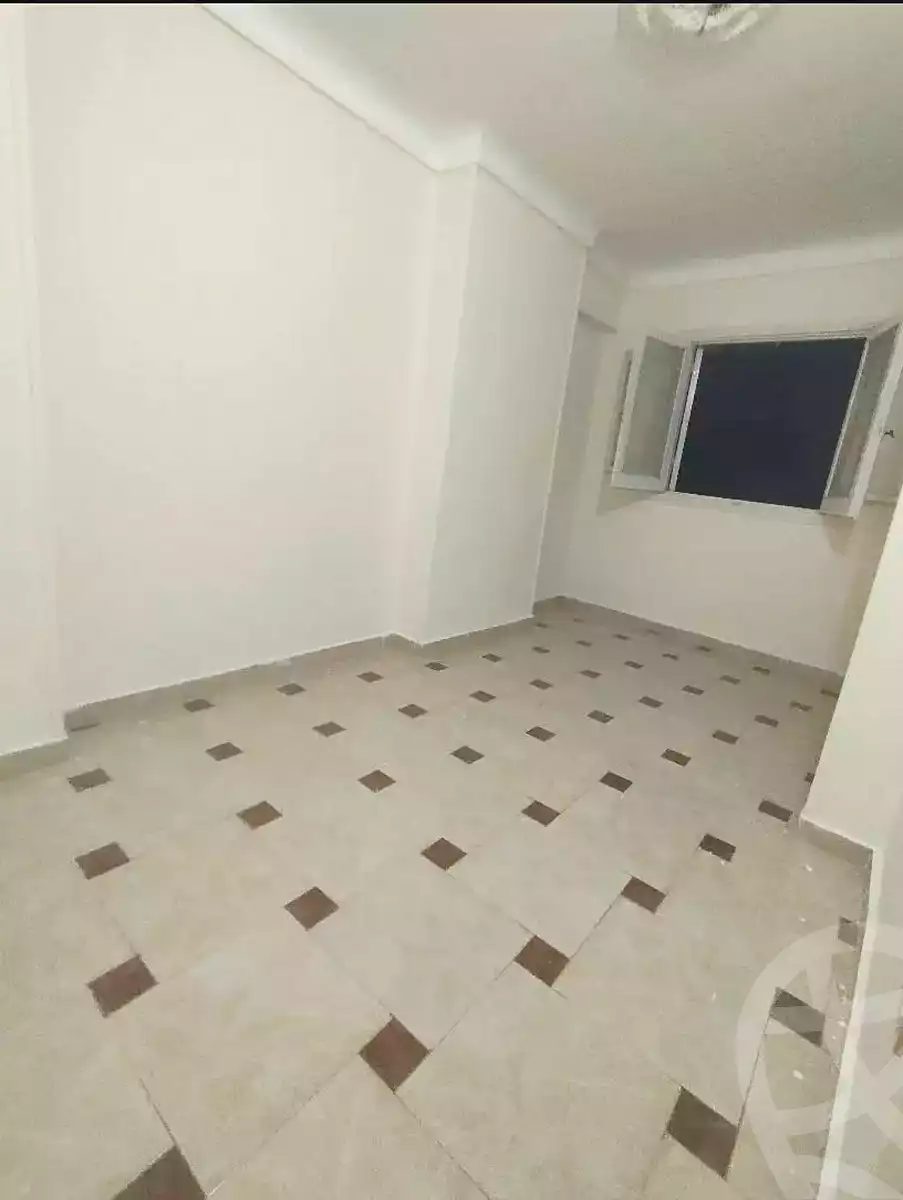 https://aqarmap.com.eg/ar/listing/7233000-for-rent-alexandria-el-mandara-alex-el-mandara-bahri-sidi-kamal-st