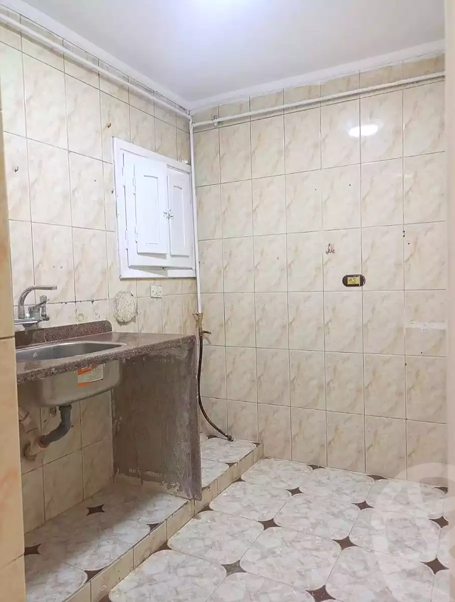 https://aqarmap.com.eg/ar/listing/7233014-for-sale-alexandria-al-agamy-el-hanouvel-el-kholafaa-el-rashdeen-st