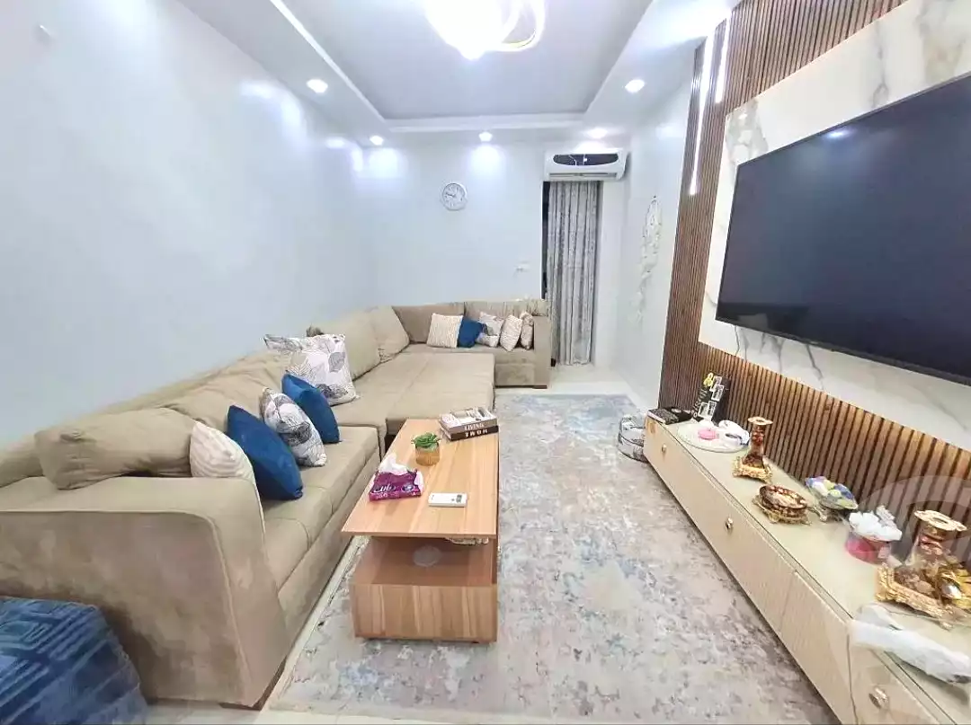 https://aqarmap.com.eg/ar/listing/7233060-for-sale-alexandria-sydy-bshr-sydy-bshr-bhry-el-shaikh-hussein-soliman-18-st