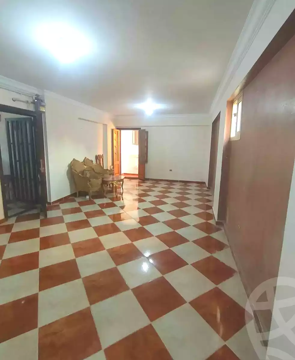 https://aqarmap.com.eg/ar/listing/7233084-for-sale-alexandria-new-miami-eskot