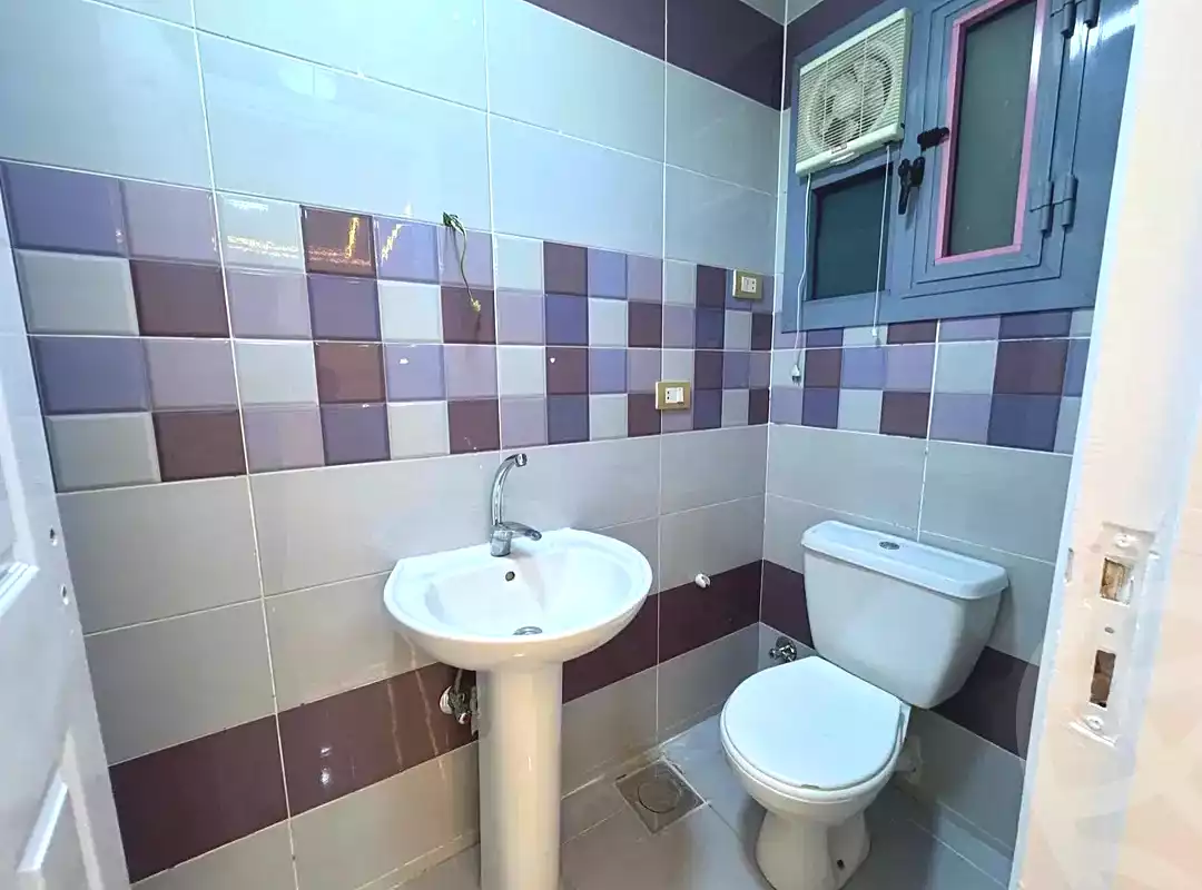 https://aqarmap.com.eg/ar/listing/7233088-for-sale-alexandria-sydy-bshr-sydy-bshr-bhry-shr-mhmwd-l-yswy