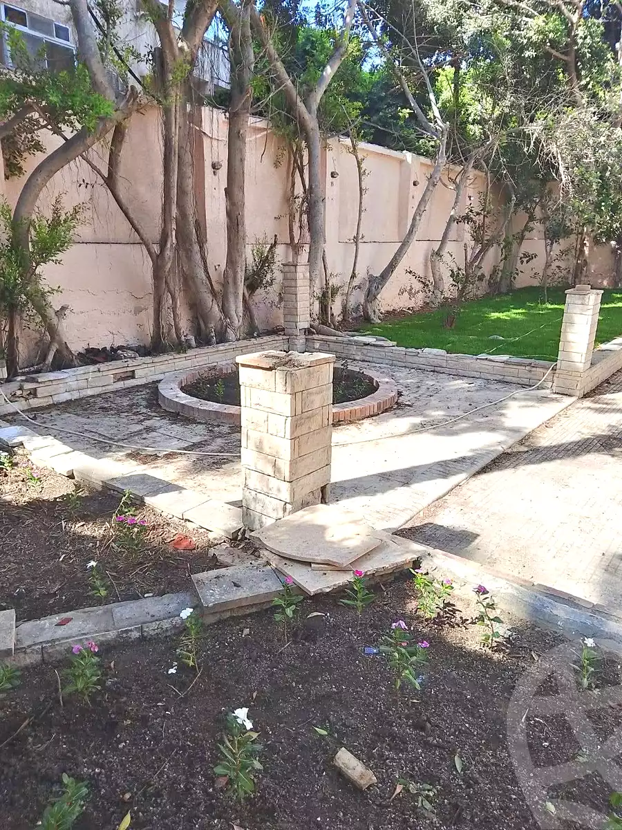 https://aqarmap.com.eg/en/listing/7233188-for-sale-alexandria-al-agamy-lbytsh-el-hanafeya-st