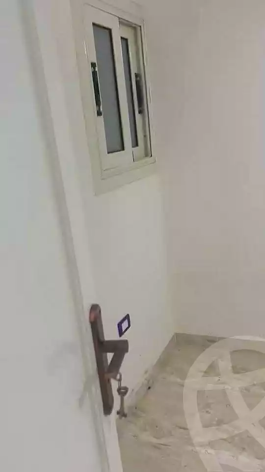 https://aqarmap.com.eg/ar/listing/7233394-for-sale-alexandria-al-agamy-lbytsh-bianchiii