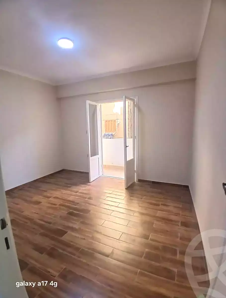 https://aqarmap.com.eg/ar/listing/7233609-for-sale-alexandria-el-asafra-ahmed-tiesser-st
