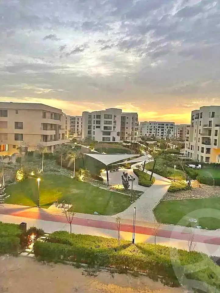 https://aqarmap.com.eg/ar/listing/7233965-for-sale-cairo-6th-of-october-hadaeq-october-compounds-o-west-club-yard-o-west
