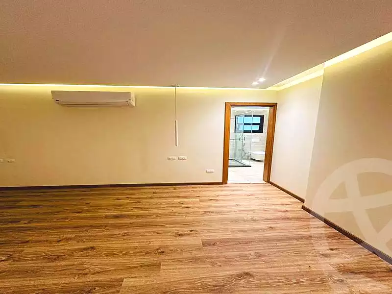 https://aqarmap.com.eg/ar/listing/7234072-for-sale-cairo-el-shorouk-compounds-aljar-british-district-compound
