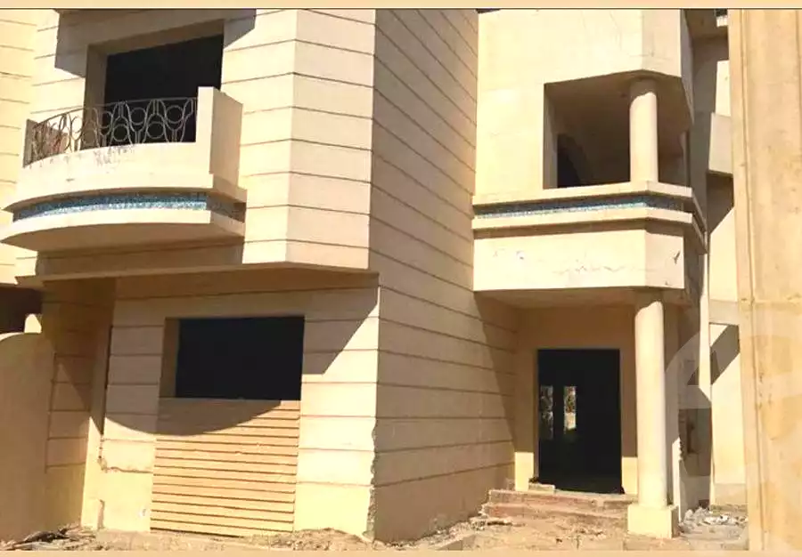 https://aqarmap.com.eg/en/listing/7234570-for-sale-cairo-new-cairo-compounds-golden-heights-1