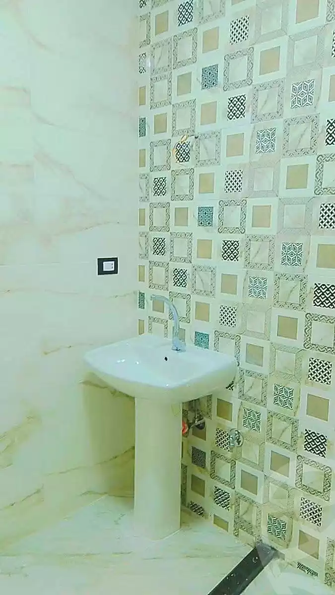 https://aqarmap.com.eg/ar/listing/7234581-for-sale-alexandria-al-agamy-bw-ywsf