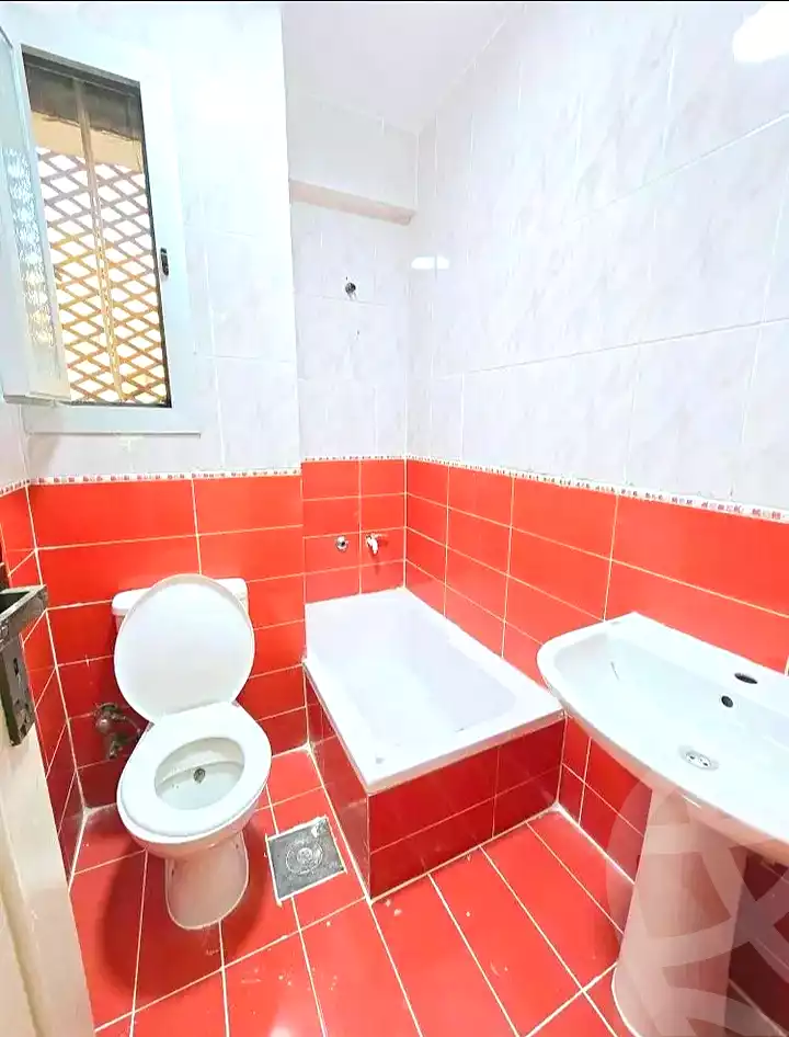 https://aqarmap.com.eg/ar/listing/7234754-for-sale-alexandria-al-agamy-shataa-el-nakheel
