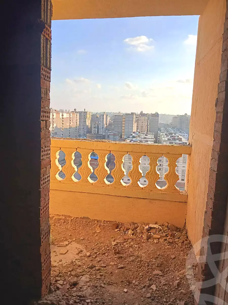 https://aqarmap.com.eg/ar/listing/7234800-for-sale-alexandria-el-asafra-shr-45