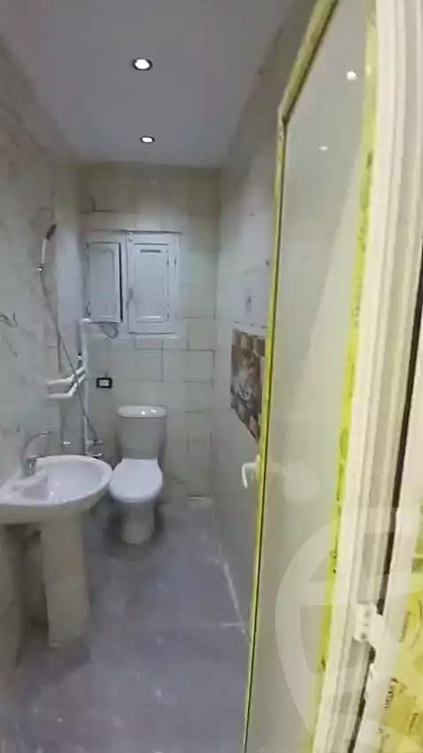 https://aqarmap.com.eg/ar/listing/7234846-for-sale-alexandria-alexandria-marsa-matrouh-rd