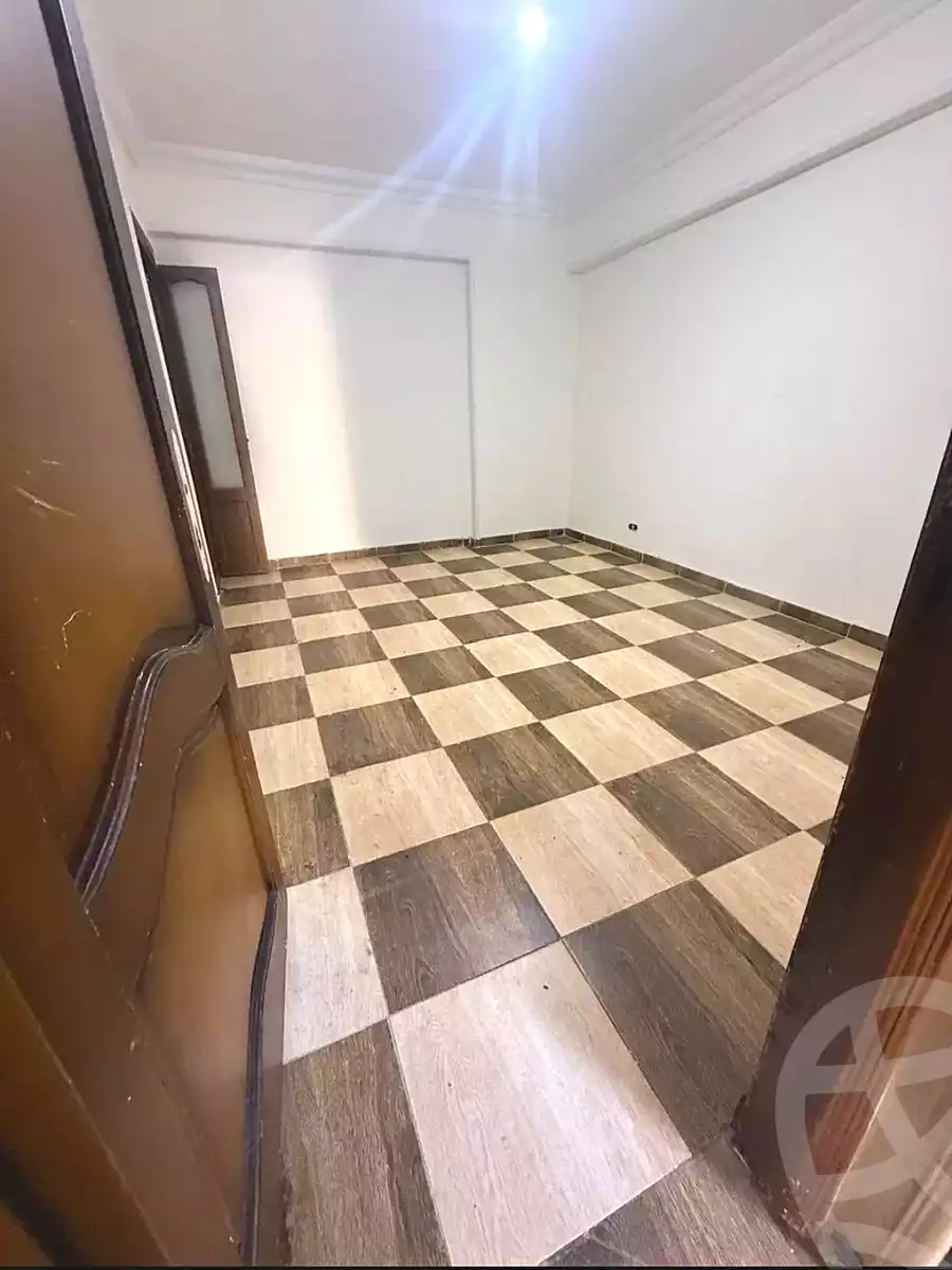 https://aqarmap.com.eg/ar/listing/7234869-for-sale-alexandria-sydy-bshr-sydy-bshr-bhry-ibrahim-el-sayed-st