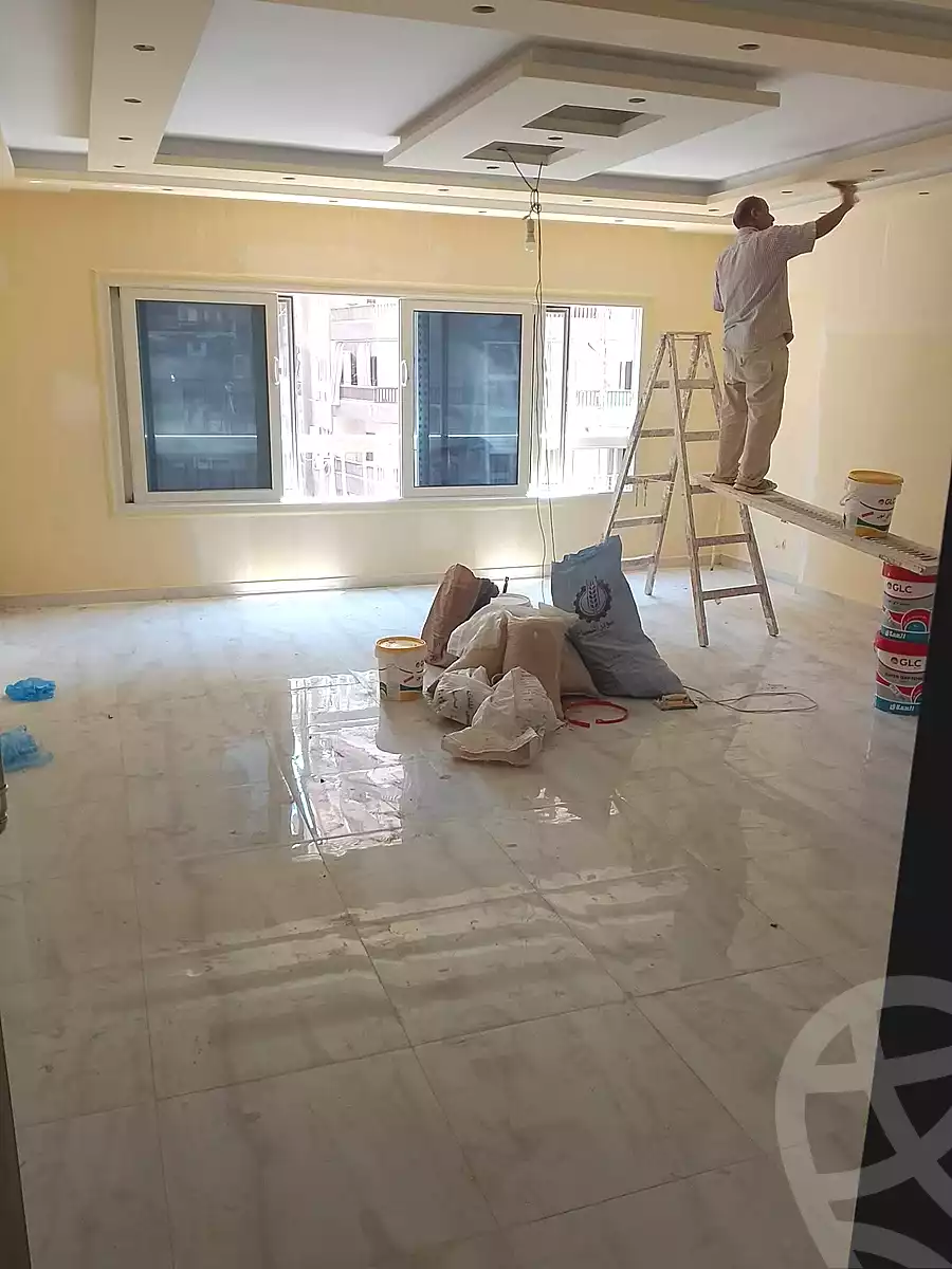 https://aqarmap.com.eg/ar/listing/7234894-for-sale-alexandria-miami-shr-jml-bd-lnsr