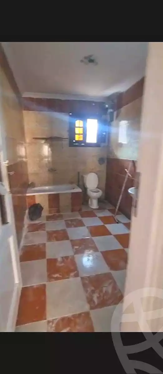 https://aqarmap.com.eg/en/listing/7235033-for-sale-cairo-faisal-kafr-tohormos-queen-nazli-st