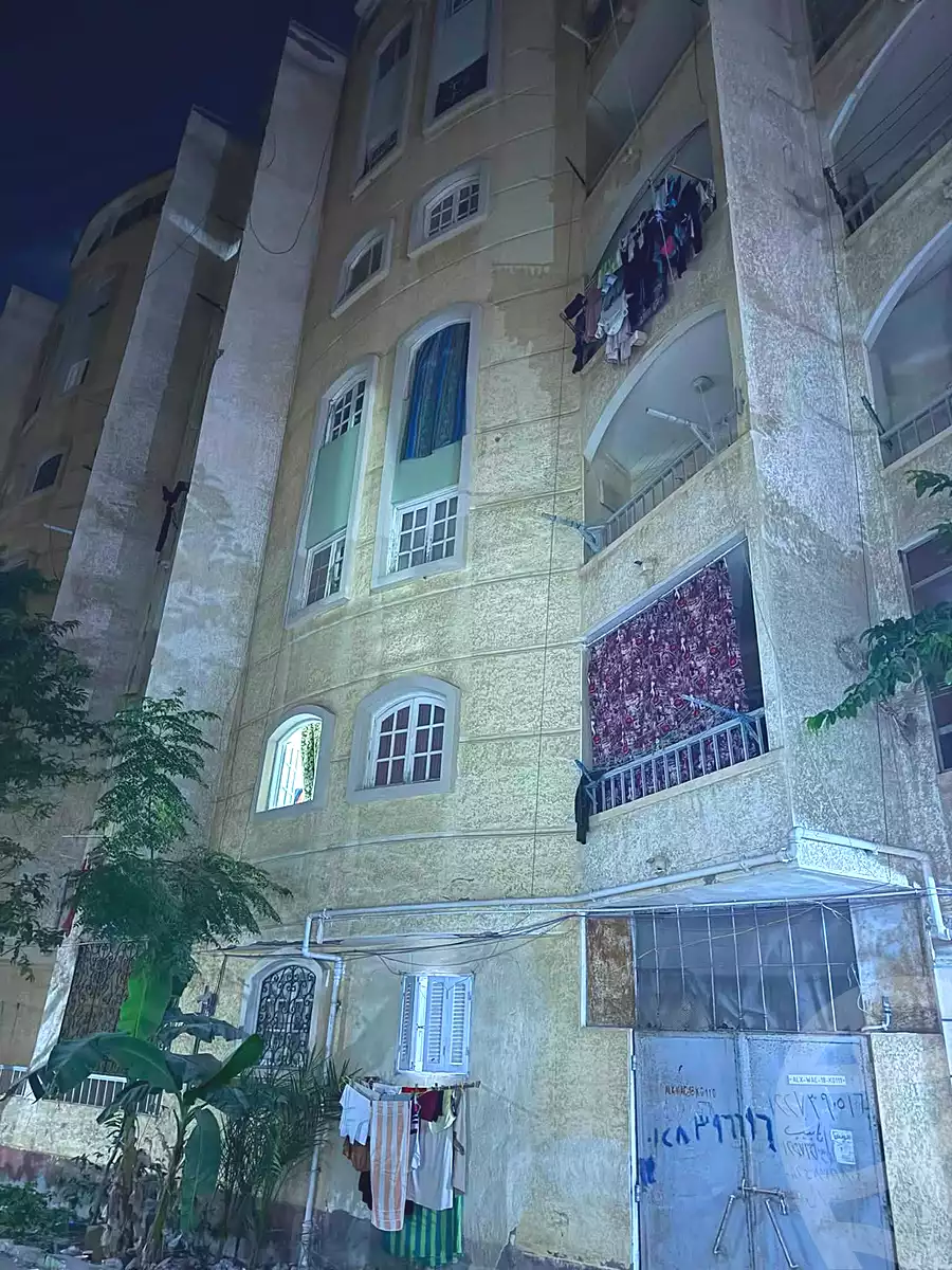 https://aqarmap.com.eg/ar/listing/7235032-for-sale-alexandria-al-agamy-el-hanouvel