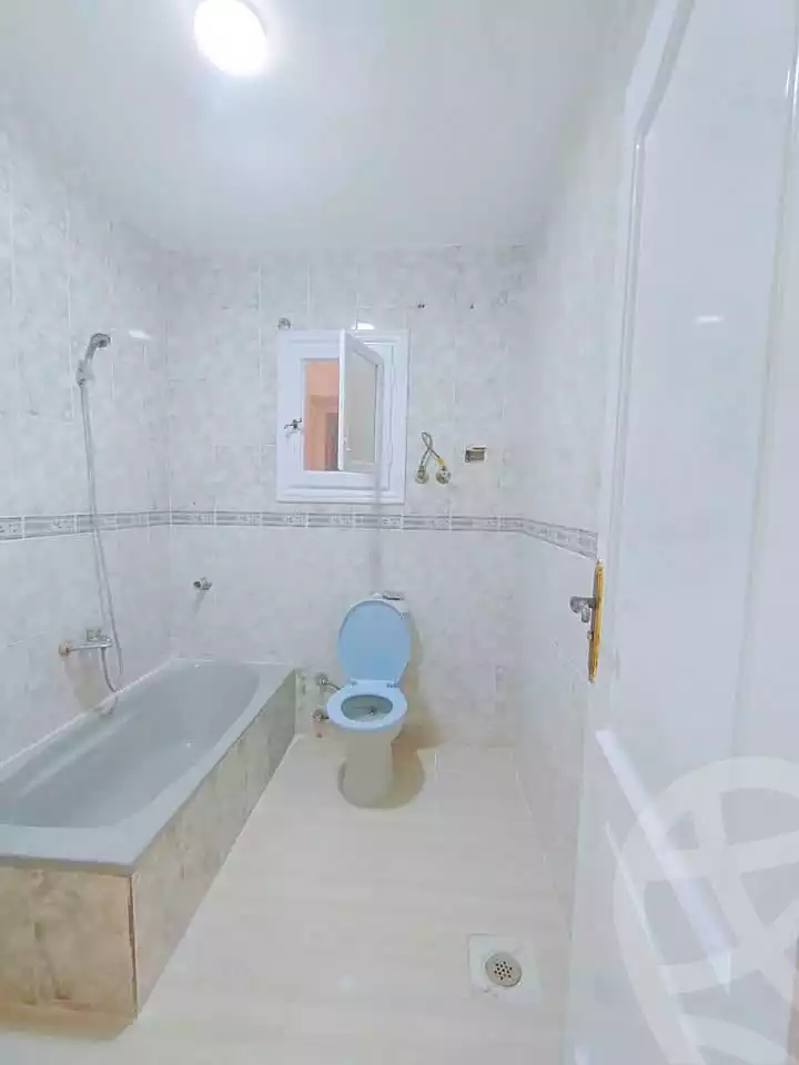 https://aqarmap.com.eg/ar/listing/7235057-for-sale-alexandria-al-agamy-shataa-el-nakheel
