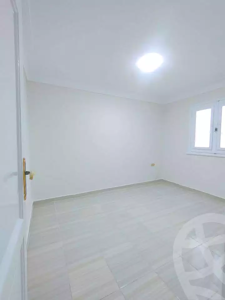 https://aqarmap.com.eg/ar/listing/7235057-for-sale-alexandria-al-agamy-shataa-el-nakheel