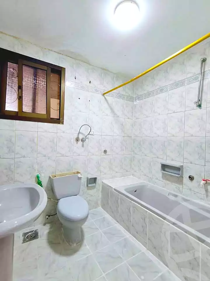 https://aqarmap.com.eg/ar/listing/7235106-for-sale-alexandria-al-agamy-shataa-el-nakheel