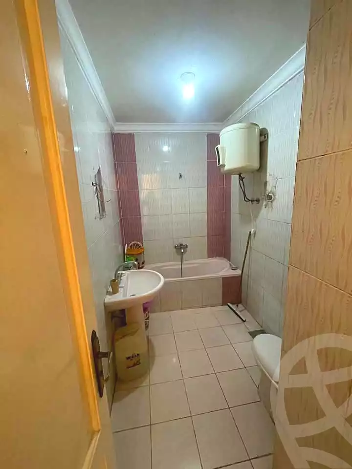 https://aqarmap.com.eg/en/listing/7235142-for-sale-alexandria-al-agamy-shataa-el-nakheel