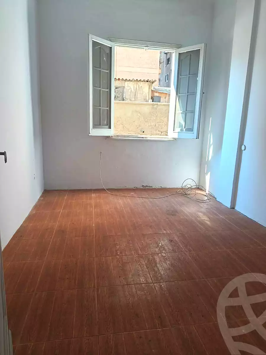 https://aqarmap.com.eg/ar/listing/7235228-for-sale-alexandria-camp-cesar