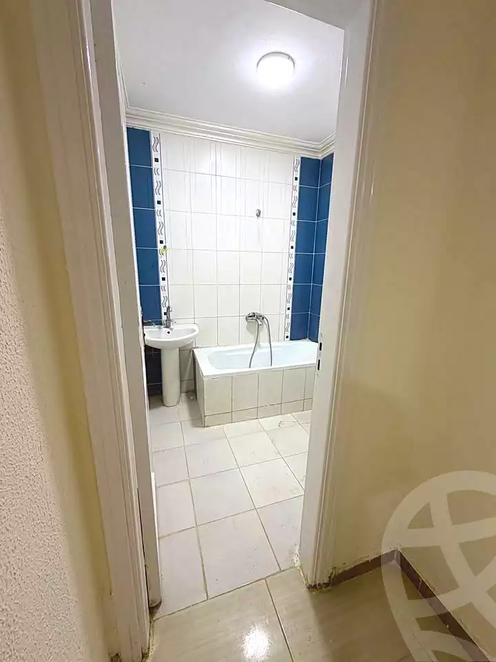 https://aqarmap.com.eg/ar/listing/7235237-for-sale-alexandria-al-agamy-shataa-el-nakheel