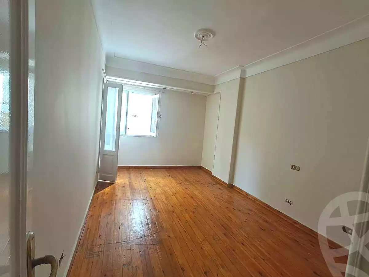 https://aqarmap.com.eg/ar/listing/7235299-for-rent-alexandria-camp-cesar-heliopolis-st-alex