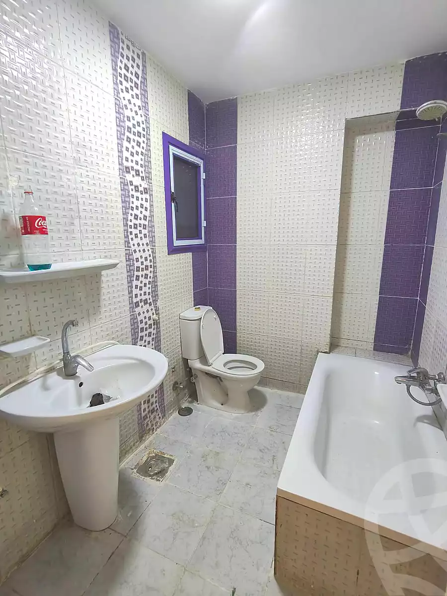 https://aqarmap.com.eg/ar/listing/7235301-for-sale-alexandria-sydy-bshr-shr-mlk-hfny