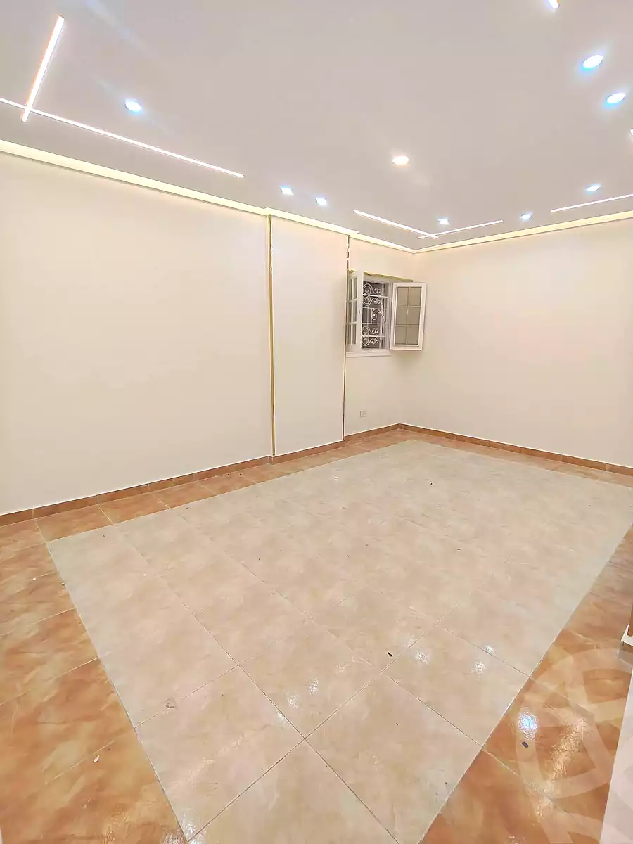 https://aqarmap.com.eg/ar/listing/7235312-for-sale-alexandria-sydy-bshr-sydy-bshr-bhry-shr-mhmwd-l-yswy