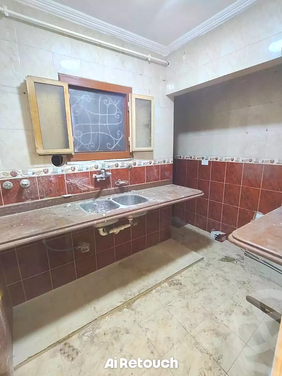 https://aqarmap.com.eg/ar/listing/7235312-for-sale-alexandria-sydy-bshr-sydy-bshr-bhry-shr-mhmwd-l-yswy