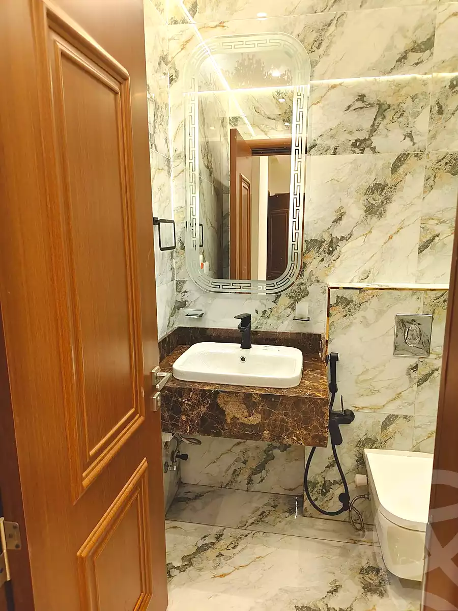 https://aqarmap.com.eg/en/listing/7236518-for-rent-cairo-new-cairo-compounds-stwn-ryzydns-by-ar-y-llttwyr