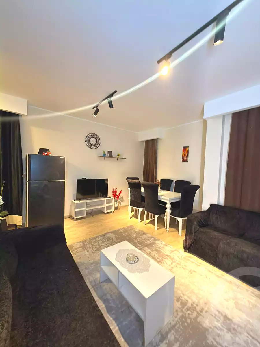 https://aqarmap.com.eg/ar/listing/7236579-for-rent-cairo-el-sheikh-zayed-city-el-hay-eltaseaa-lhy-lts