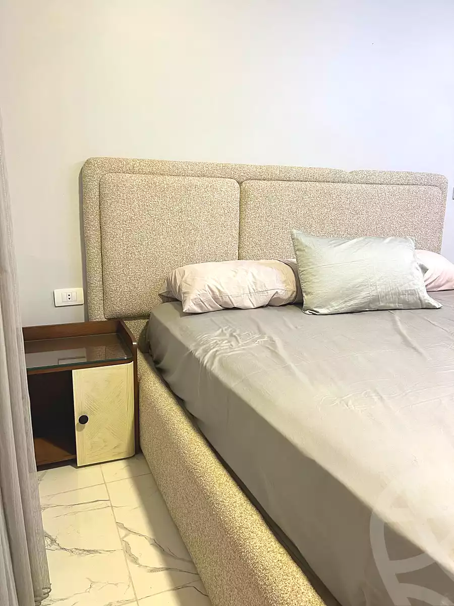 https://aqarmap.com.eg/en/listing/7236715-for-sale-cairo-el-sheikh-zayed-city-el-hay-elsades-ashaer