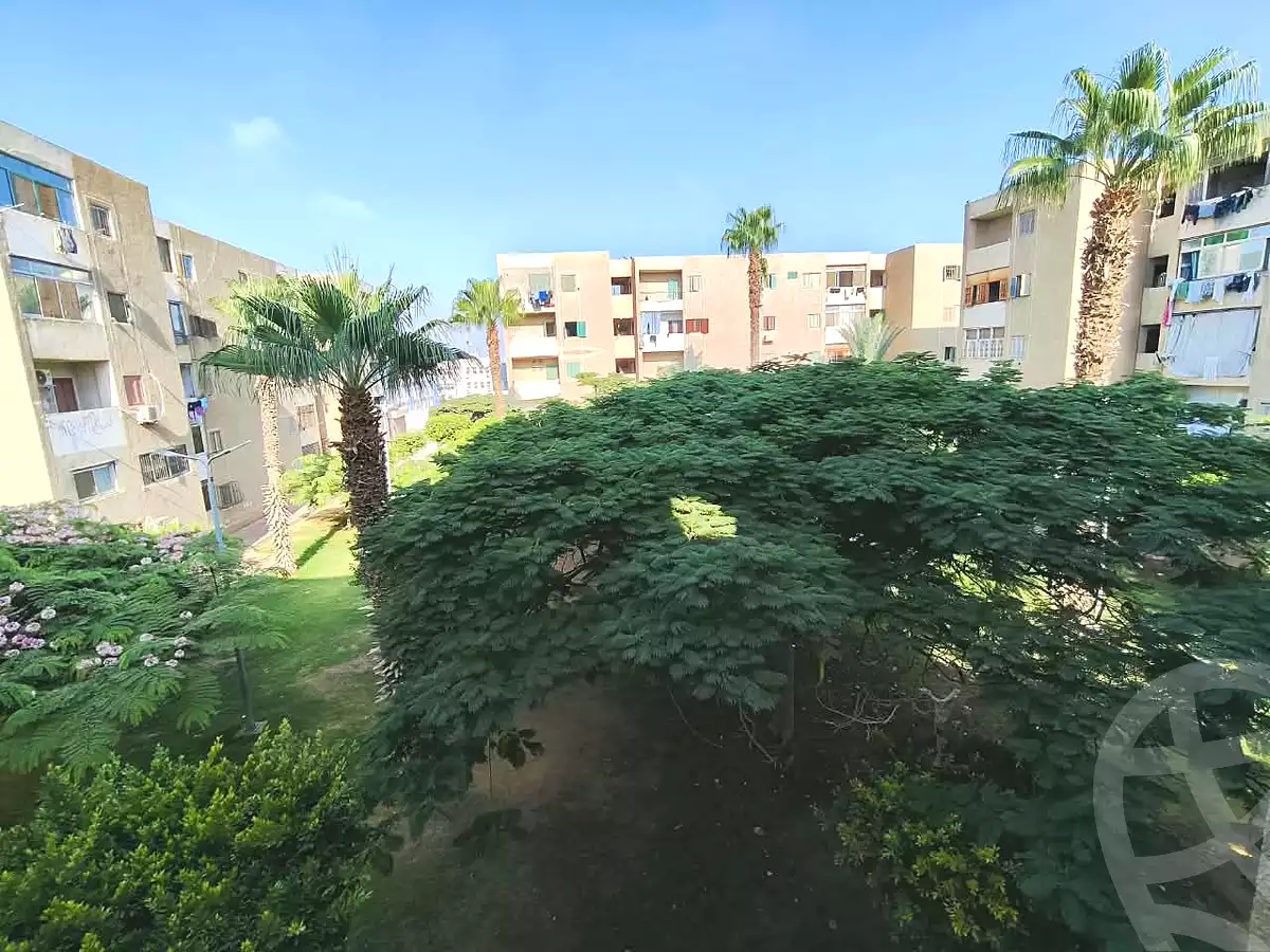 https://aqarmap.com.eg/en/listing/7236726-for-sale-cairo-el-sheikh-zayed-city-el-hay-elthaleth-lhy-lthlth