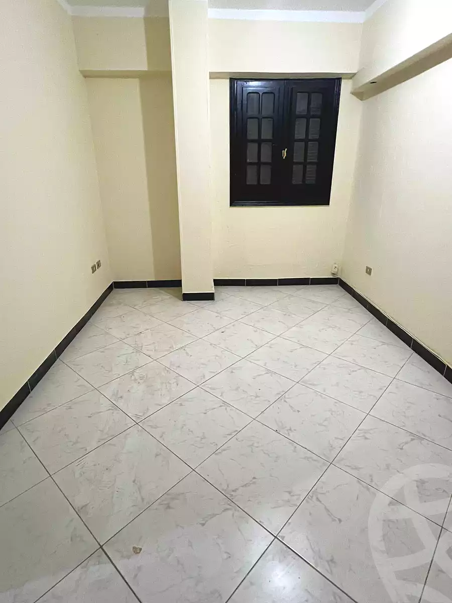 https://aqarmap.com.eg/ar/listing/7236750-for-rent-cairo-6th-of-october-el-ahyaa-neighborhood-4th-neighbourhood-1