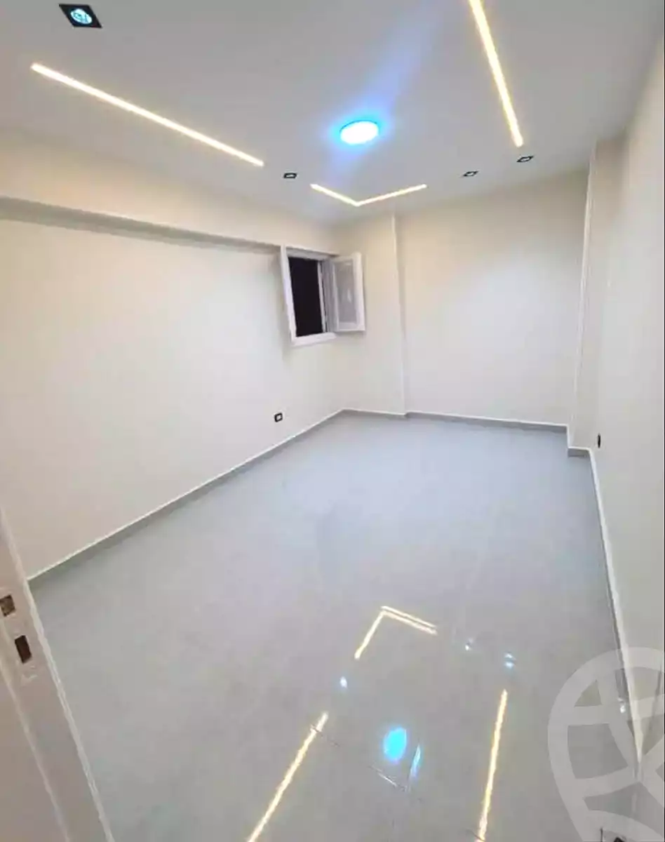 https://aqarmap.com.eg/ar/listing/7236774-for-sale-alexandria-sydy-bshr-sydy-bshr-bhry-gamal-abd-el-nasir-st