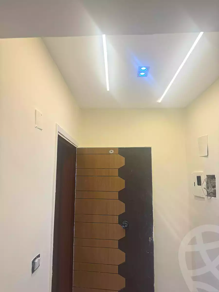 https://aqarmap.com.eg/ar/listing/7236871-for-sale-cairo-el-sheikh-zayed-city-el-hay-elawel-street-10